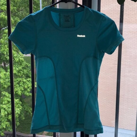 Free WITH PURCHASE Reebok Turquoise Athletic Short Sleeve Shirt Size XS - Picture 4 of 5